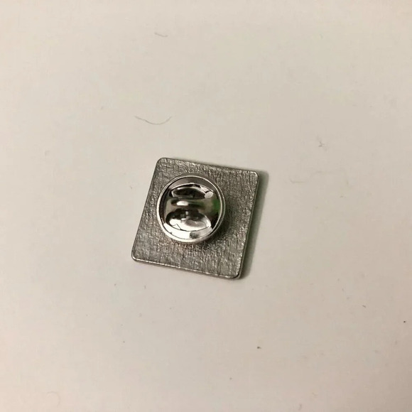 Mix Lot of 5 Pins Empire Club Canada AUUC Toronto Caledonia Pin - Picture 4 of 16